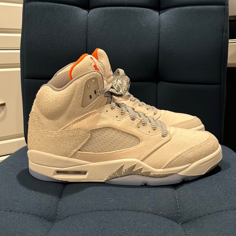 Air Jordan 5 craft
